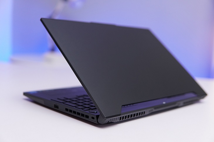 Dell Latitude 3520 là một sản phẩm laptop chất lượng cao, với kiểu dáng đẹp và cải tiến đáng kể về tính năng. Hãy xem những hình ảnh đẹp về sản phẩm này để cảm nhận sự hoàn hảo và đẳng cấp của Dell Latitude