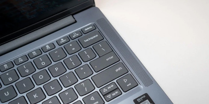 TNC Store Laptop Lenovo IdeaPad Slim 3 15ABR8-82XM00MDVN