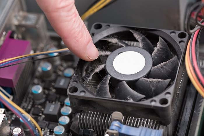 TNC Store Cách Vệ Sinh Máy Tính PC Đúng Cách Tại Nhà