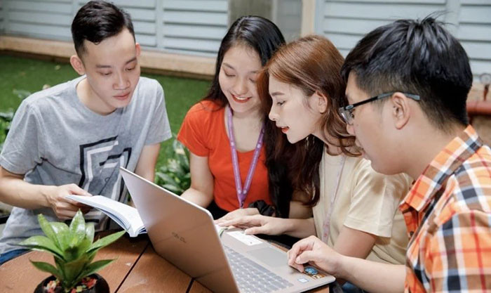 TNC Store Laptop Sinh viên Đại học Thương mại TMU
