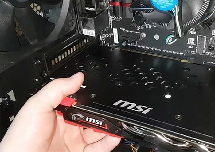 TNC Store Cách Khắc Phục Hiện Tượng Màn Hình Máy Tính Bị Đốm Trắng