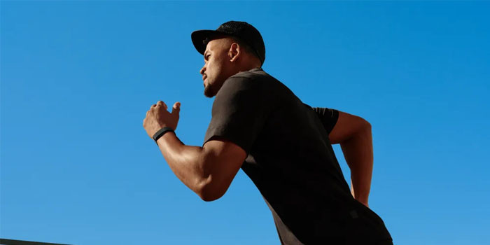 TNC Store Fitbit Air Ra Mắt: Vòng Đeo AI Mới Của Google Tích Hợp Gemini