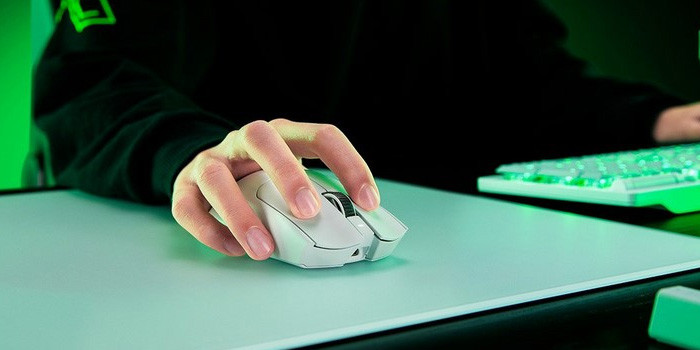 TNC Store Chuột Gaming Không Dây Razer Viper V3 Pro White (RZ01-05120100-R3A1)